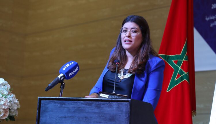 من أكادير.. زهور الوهابي تصف المرأة الأمازيغية بـ” حارسة الهوية والانتماء والثقافة”